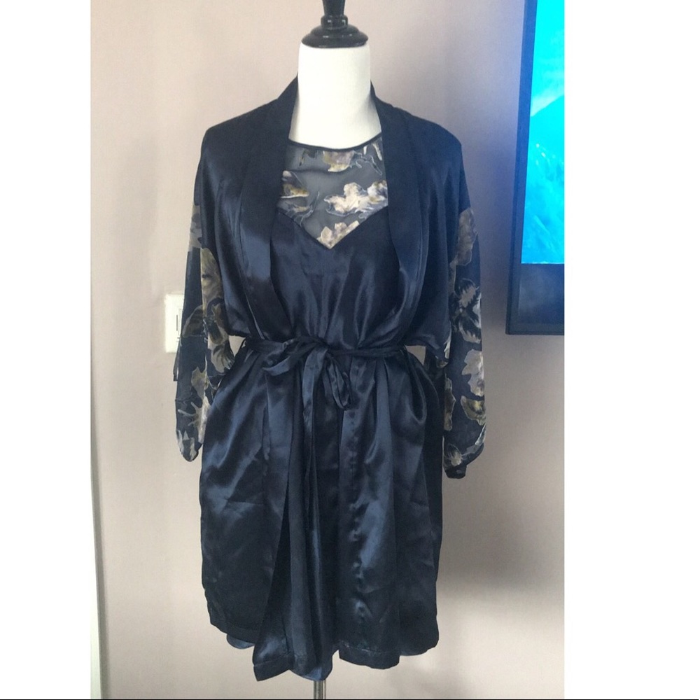 Vintage 2 piece nightgown